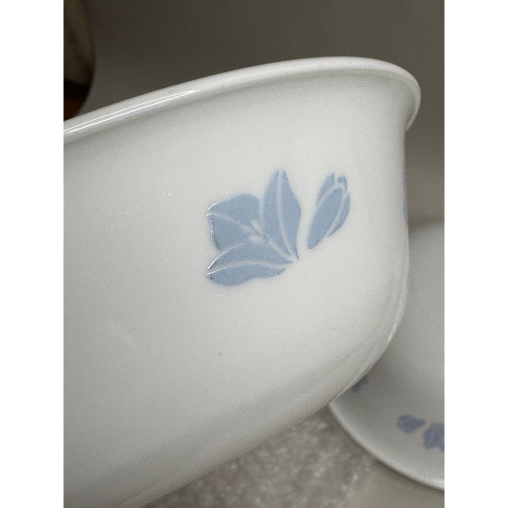 Corning Corelle Friendship Cereal‎ Bowls Set of 3 Vintage White Blue Flora - Picture 6 of 9